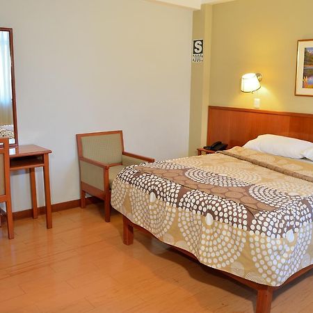 Primavera Plaza Hotel Такна Екстериор снимка